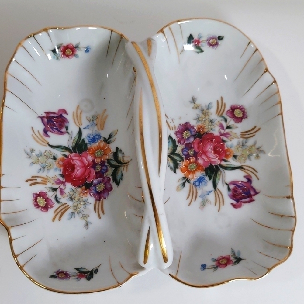 Relish dish
